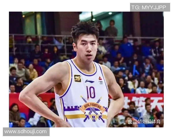 北京篮球队球员个人能力引发热议分析与争议探讨