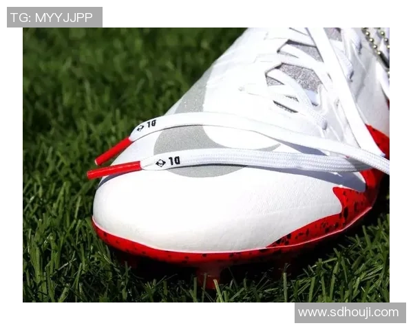 足球明星与AJ球鞋的完美结合引领时尚潮流的运动风尚