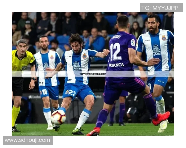 成都足球队荣登足球配合排行榜第七位展现团队实力与默契 成都足球队荣登足球配合排行榜第七位展现团队实力与默契