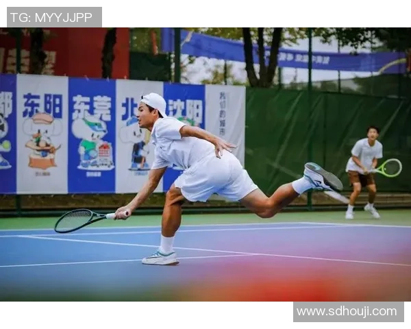 网球专题:聚焦上海网球队的配合 网球专题:聚焦上海网球队的配合