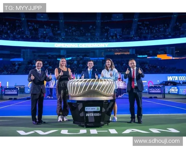 赛后分析:西安网球队与武汉网球队在比赛中的战术灵活性对比 赛后分析:西安网球队与武汉网球队在比赛中的战术灵活性对比